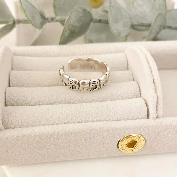925 Sterling Silver Elephant Ring Stackable Ring Band Minimalist Ring - Picture 5 of 10